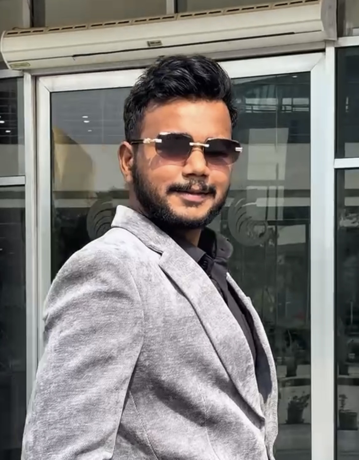 Yogesh Shinde, Founder of Marathi Digital Hub